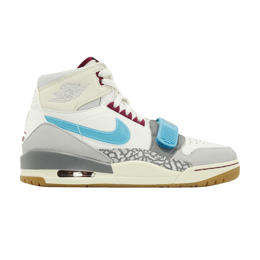 Jordan Legacy 312  Exploration Unit((M)US10.5/EUR44.5)